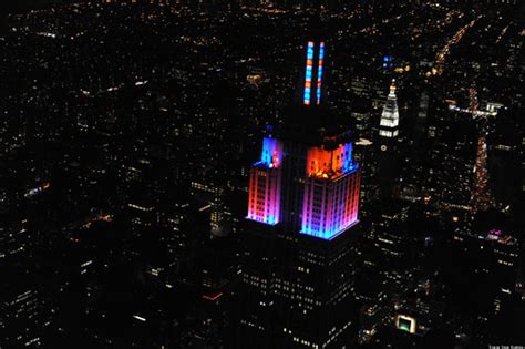 empire state building at night light show